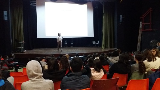 Galit Zamler at a lecture for 9th graders at the Boyar High School in Jerusalem