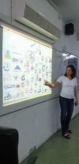 Galit Zamler on a lecture during GEW