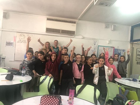 a lecture by entrepreneur for children at school