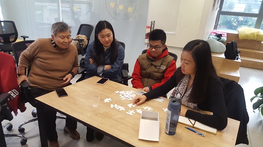 Teamwork within the Hackaton for parents and children