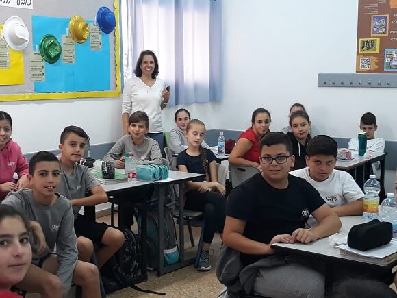 Galit Zamler at a lecture at the HaYovel School