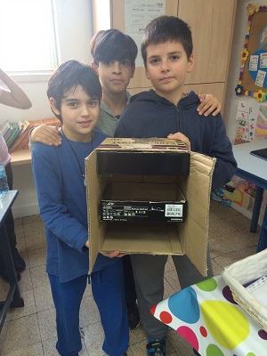 A model of a locker with shelf