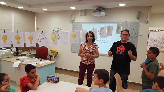 Fifth graders in the science entrepreneurship workshop