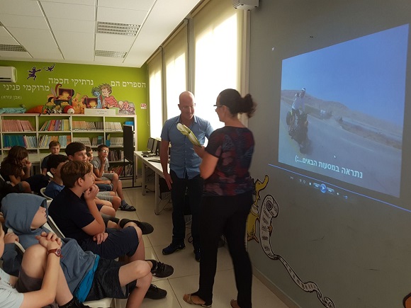 Tzuriel King a guest speaker at the Ilanot School in Ashkelon